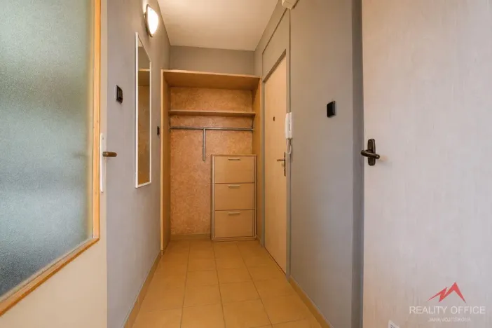Prodej bytu 2+1, Děčín - Děčín VI-Letná, Lovosická, 50 m2