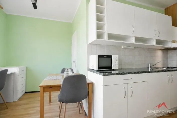 Prodej bytu 2+1, Děčín - Děčín VI-Letná, Lovosická, 50 m2