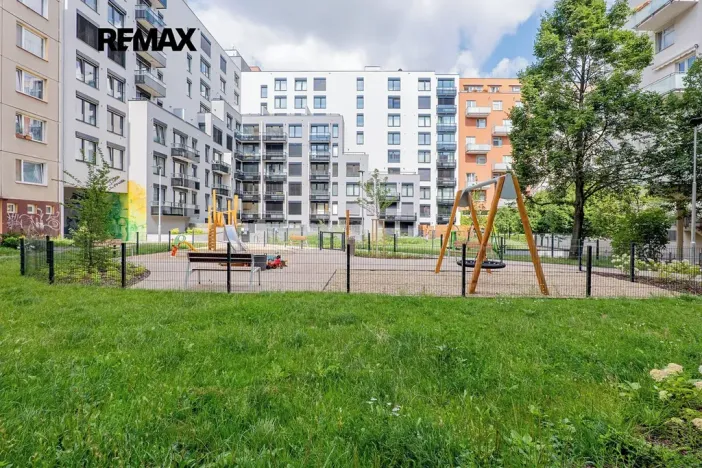 Pronájem bytu 3+kk, Praha - Kamýk, Hodkovická, 80 m2
