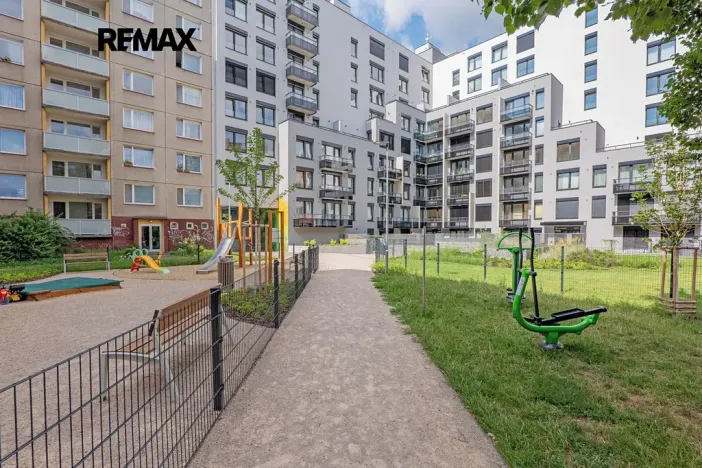 Pronájem bytu 3+kk, Praha - Kamýk, Hodkovická, 80 m2