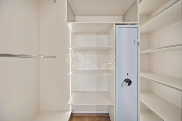 Prodej bytu 3+kk, Praha - Karlín, Za Karlínským přístavem, 88 m2