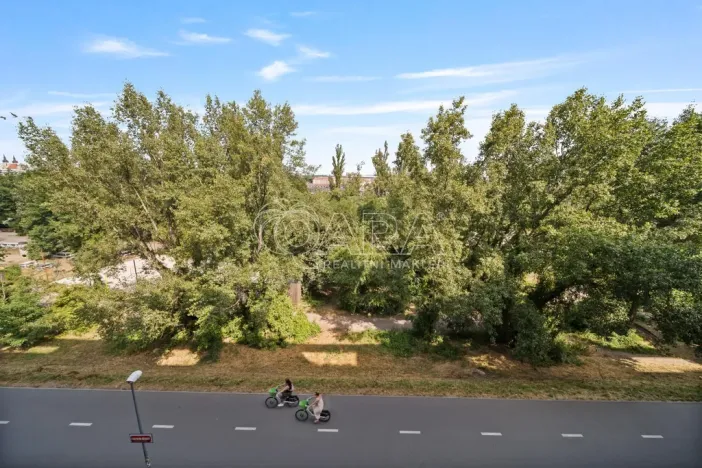 Prodej bytu 3+kk, Praha - Karlín, Za Karlínským přístavem, 88 m2