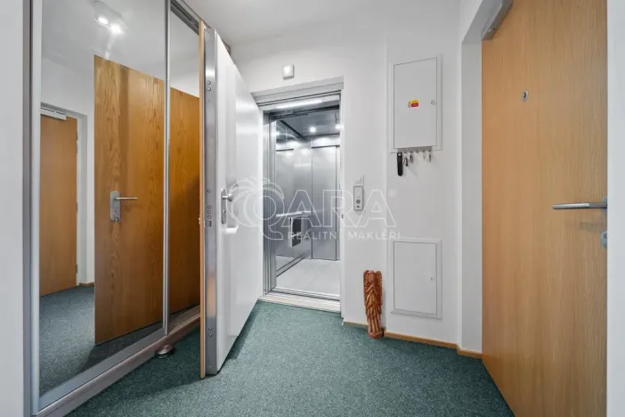 Prodej bytu 3+kk, Praha - Karlín, Za Karlínským přístavem, 88 m2