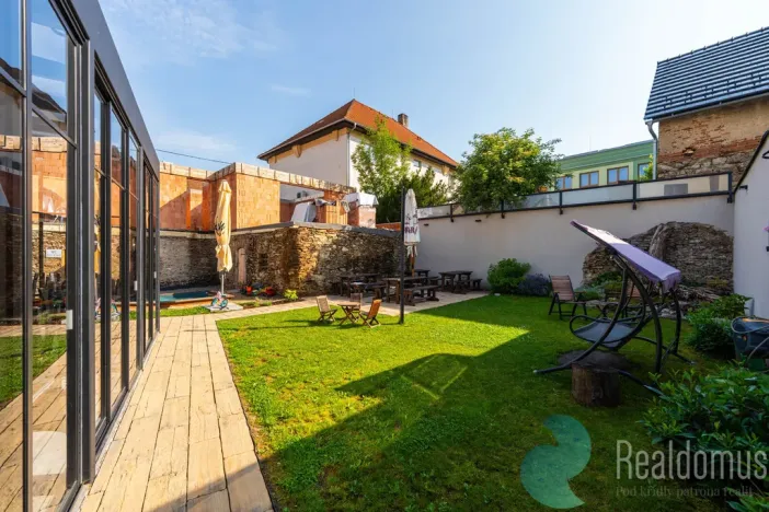 Prodej apartmánu, Sepekov, 953 m2