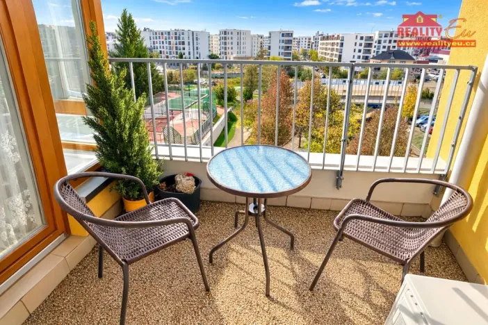 Prodej bytu 2+kk, Praha - Uhříněves, Nové náměstí, 57 m2