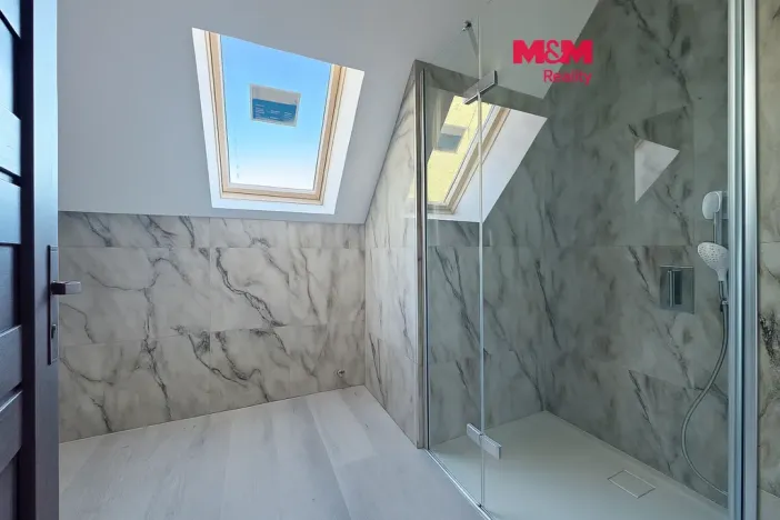 Prodej rodinného domu, Smolné Pece, 202 m2