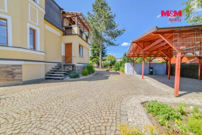 Prodej rodinného domu, Velká Hleďsebe, Pohraniční stráže, 220 m2