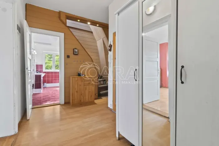 Prodej vícegeneračního domu, Roztoky, Únětická, 244 m2