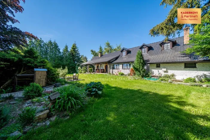 Prodej rodinného domu, Buková, 154 m2