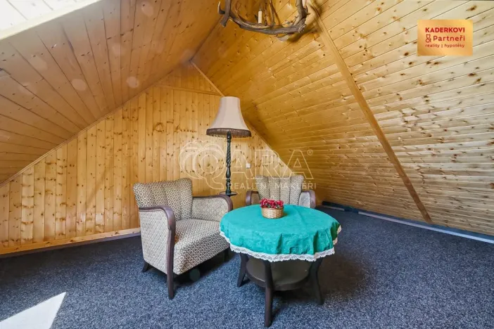 Prodej rodinného domu, Buková, 154 m2