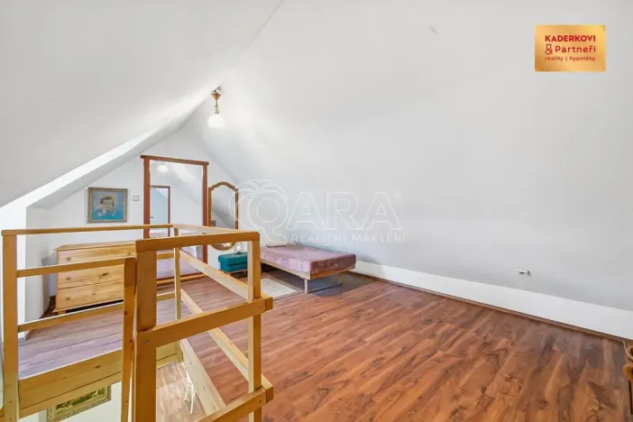 Prodej rodinného domu, Buková, 154 m2
