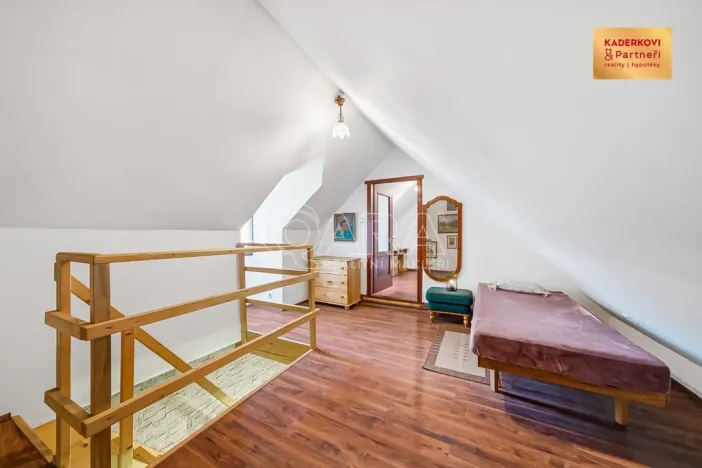Prodej rodinného domu, Buková, 154 m2