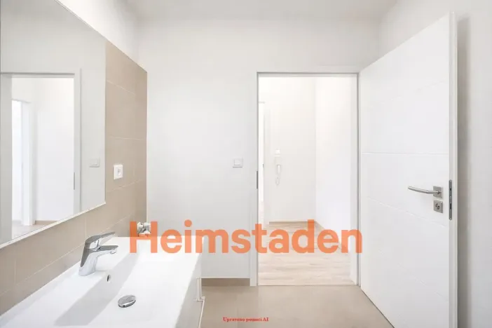 Pronájem bytu 2+kk, Ostrava - Poruba, náměstí Boženy Němcové, 58 m2