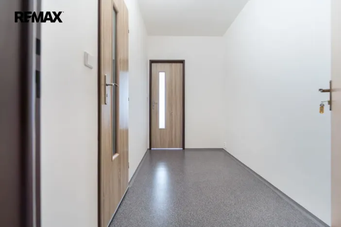 Pronájem bytu 1+kk, Praha - Chodov, Blažimská, 1225 m2