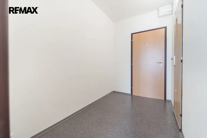 Pronájem bytu 1+kk, Praha - Chodov, Blažimská, 25 m2