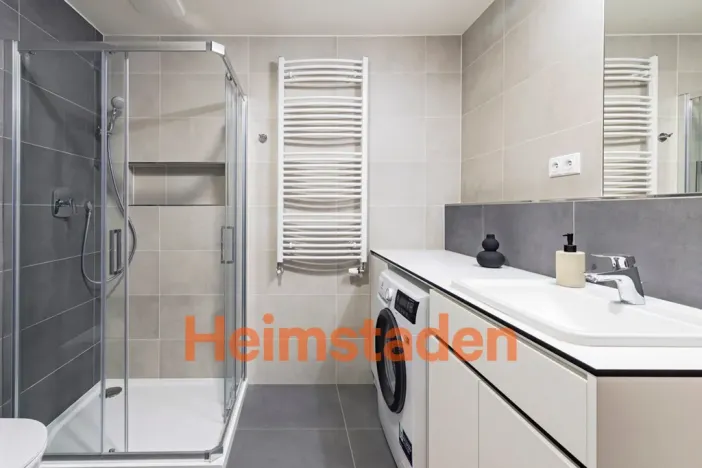 Pronájem bytu 2+1, Praha - Holešovice, U Pergamenky, 55 m2
