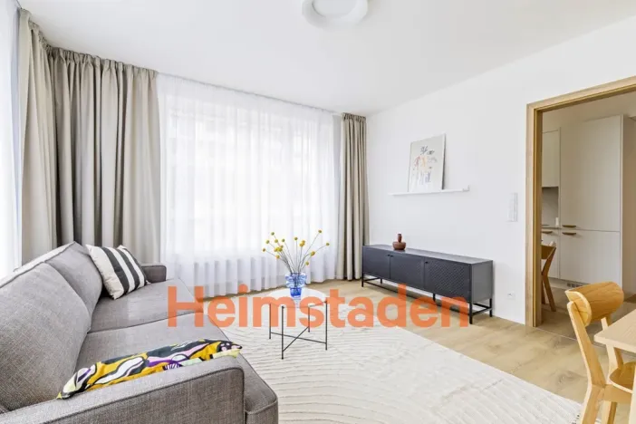 Pronájem bytu 2+1, Praha - Holešovice, U Pergamenky, 61 m2