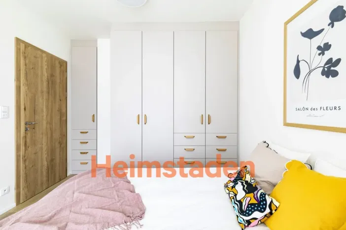 Pronájem bytu 2+1, Praha - Holešovice, U Pergamenky, 61 m2