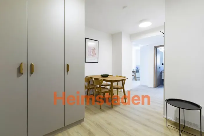 Pronájem bytu 2+1, Praha - Holešovice, U Pergamenky, 61 m2