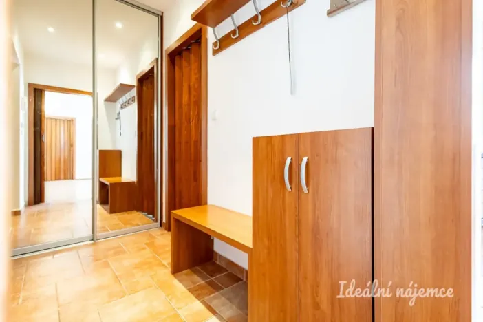 Pronájem bytu 2+kk, Praha - Záběhlice, Kamelova, 54 m2