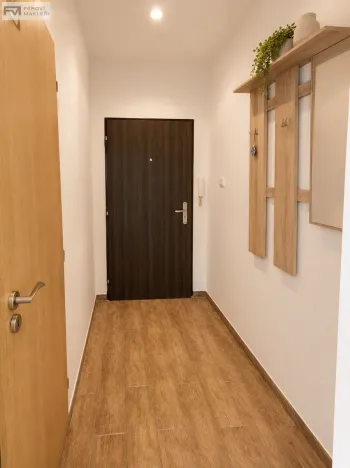 Pronájem bytu 1+kk, Ostrava, Sokolovská, 23 m2
