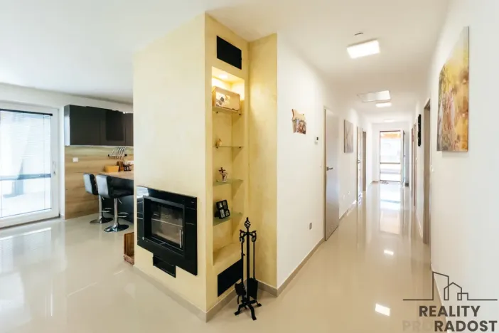 Prodej rodinného domu, Hrušky, Na Zahajce, 117 m2