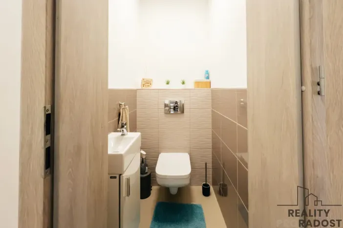 Prodej rodinného domu, Hrušky, Na Zahajce, 117 m2