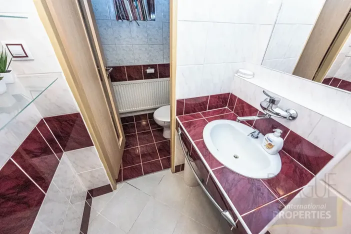 Prodej rodinného domu, Praha, Hájová, 166 m2