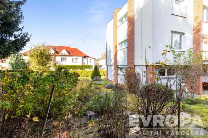 Pronájem rodinného domu, Praha - Krč, U krčského nádraží, 220 m2