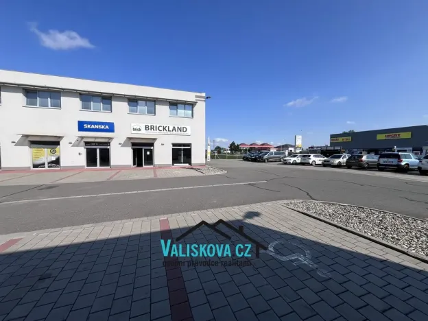 Pronájem obchodního prostoru, Kroměříž, Jožky Silného, 150 m2