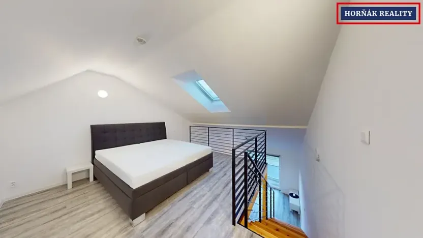 Pronájem bytu 1+kk, Brno, Příjezdová, 46 m2