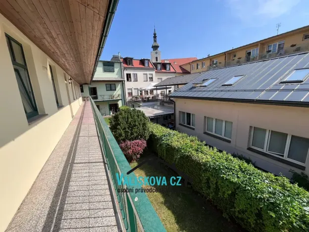 Pronájem bytu 1+kk, Kroměříž, Riegrovo náměstí, 29 m2