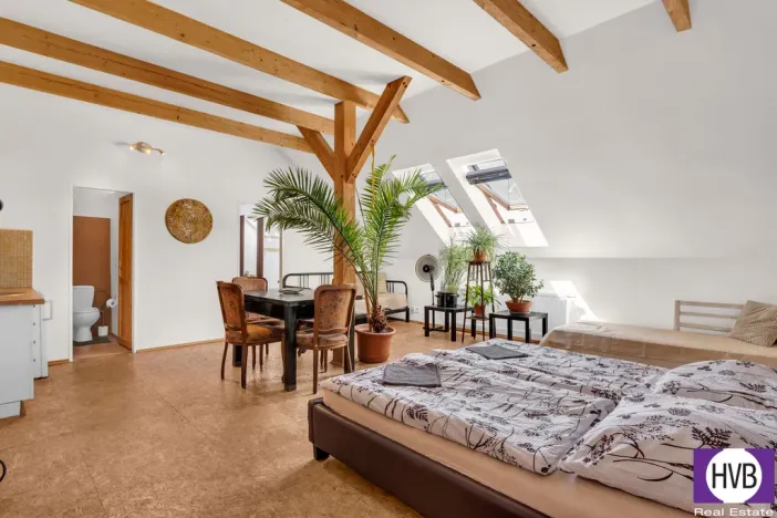 Prodej obchodního prostoru, Žižice - Luníkov, 1900 m2
