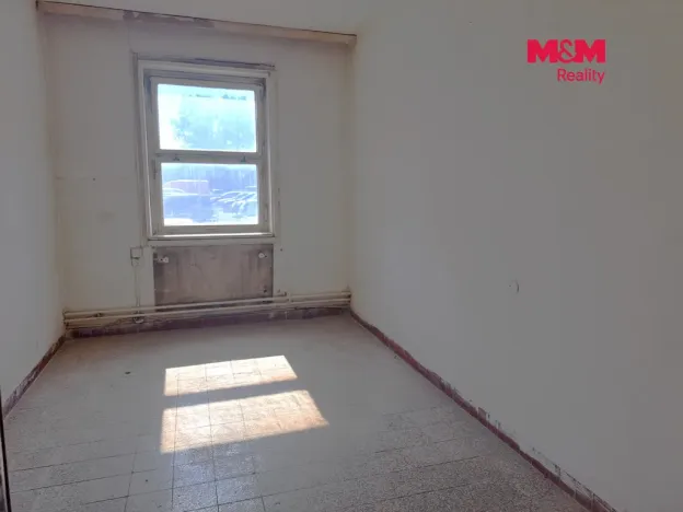 Pronájem skladu, Brno - Černovice, Hájecká, 137 m2