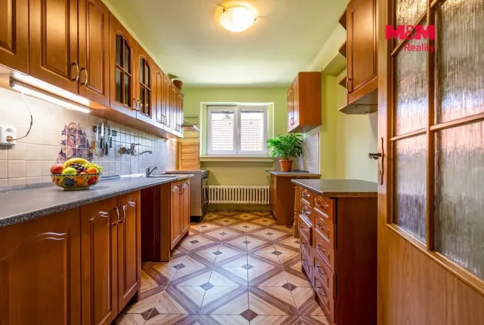 Prodej rodinného domu, Podmoky, 190 m2