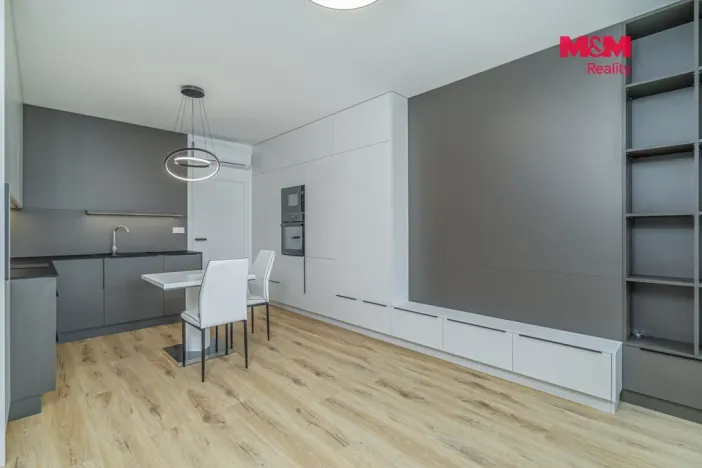 Prodej bytu 1+kk, Olomouc, Wolkerova, 33 m2