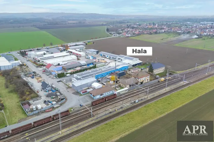 Prodej výrobních prostor, Huštěnovice, 2242 m2