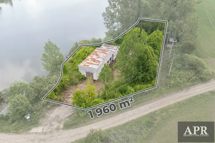 Prodej komerční nemovitosti, Hluk, 192 m2