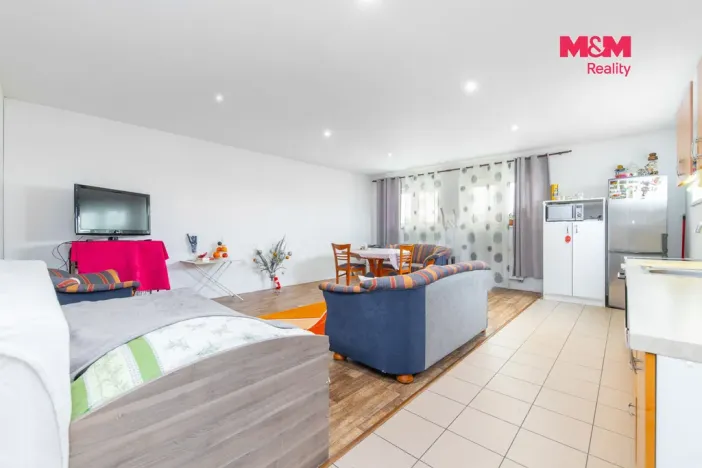 Prodej obchodního prostoru, Čebín, 649 m2