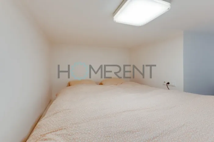 Pronájem bytu 1+kk, Praha - Bubeneč, Korunovační, 17 m2