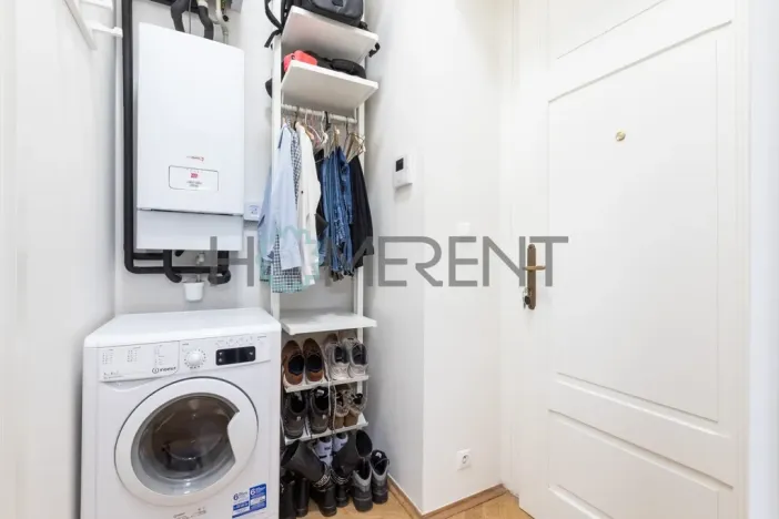 Pronájem bytu 1+kk, Praha - Bubeneč, Korunovační, 17 m2