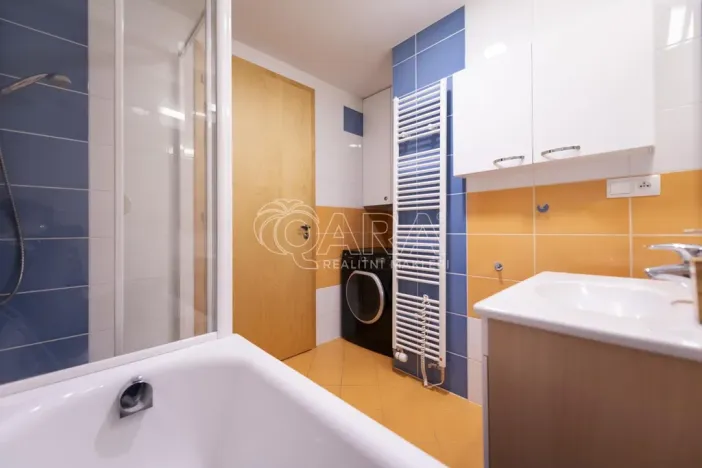 Pronájem bytu 2+kk, Praha - Košíře, Linhartova, 81 m2
