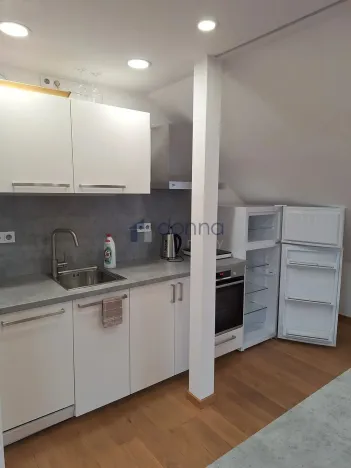 Pronájem bytu 2+kk, Praha, Rektorská, 72 m2