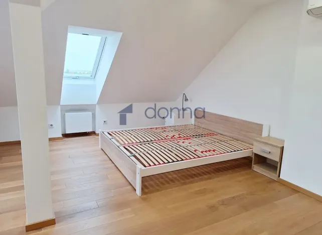 Pronájem bytu 2+kk, Praha, Rektorská, 72 m2