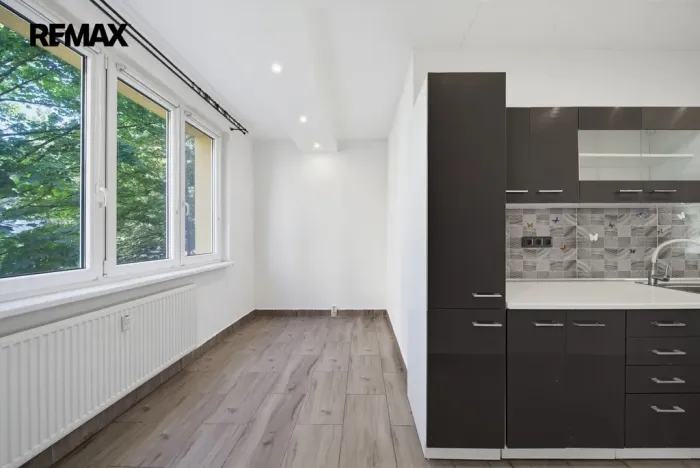 Prodej bytu 4+1, Chomutov, Kamenná, 76 m2
