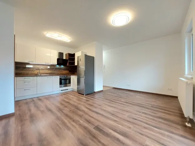 Pronájem bytu 2+1, Hrochův Týnec, Nádražní, 44 m2