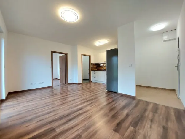 Pronájem bytu 2+1, Hrochův Týnec, Nádražní, 44 m2