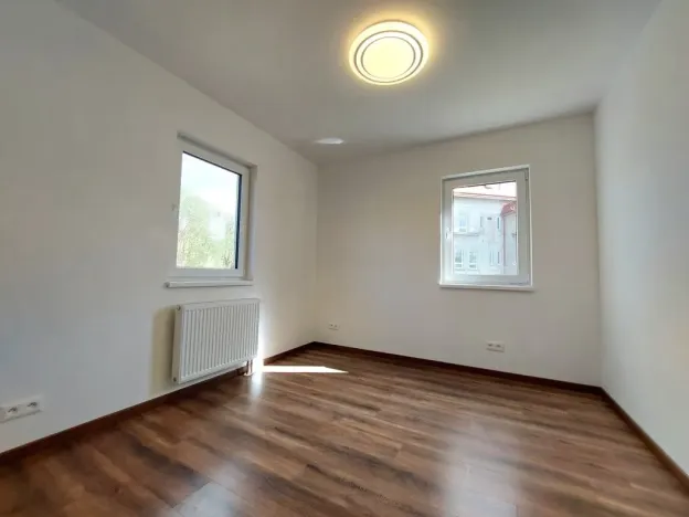 Pronájem bytu 2+1, Hrochův Týnec, Nádražní, 44 m2