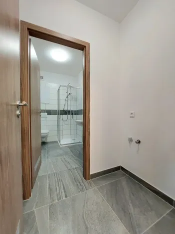 Pronájem bytu 2+1, Hrochův Týnec, Nádražní, 44 m2