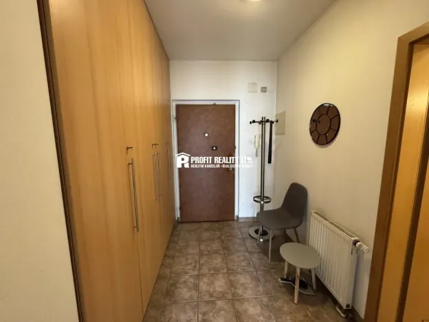 Pronájem bytu 1+kk, Praha - Strašnice, Počernická, 37 m2